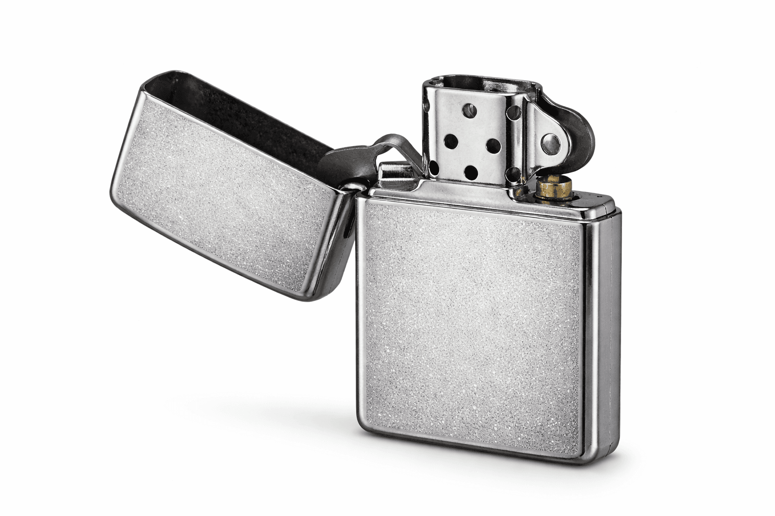 Cover Image for Zippo Classic Street Chrome: The Finish Built for Real-World Carry